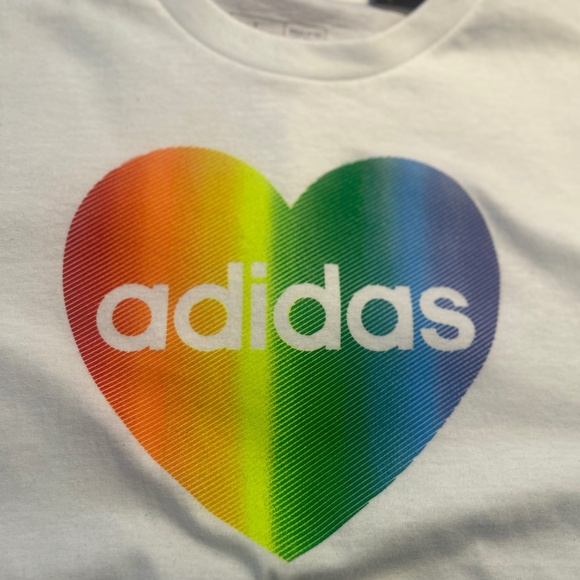 NWT Adidas Pride Multi-Colored Heart Graphic White T-shirt - Picture 1 of 6